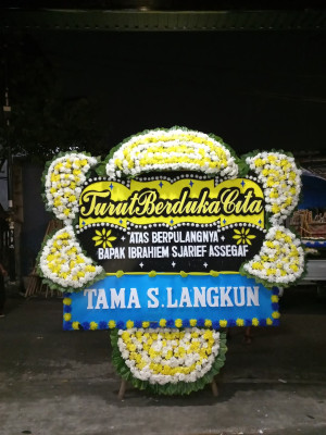 Papan Bunga Duka di Janapria